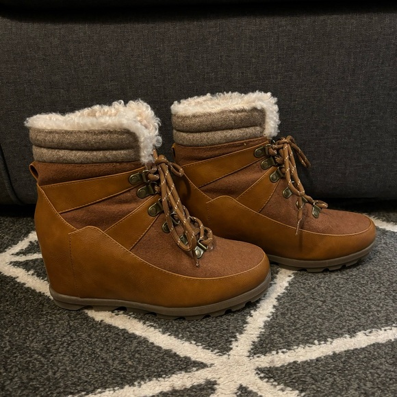 JUSTFAB Brown Wedge Booties - Picture 1 of 1